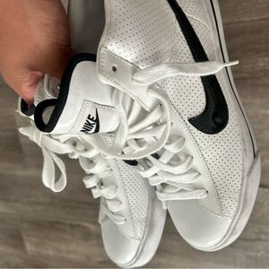 nike high tops women’s size 8